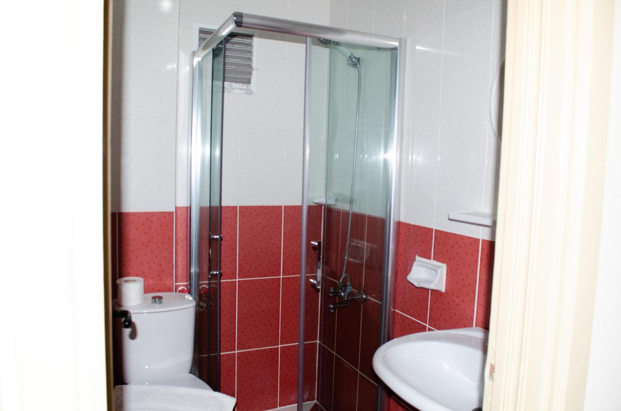 Dilhan Hotel