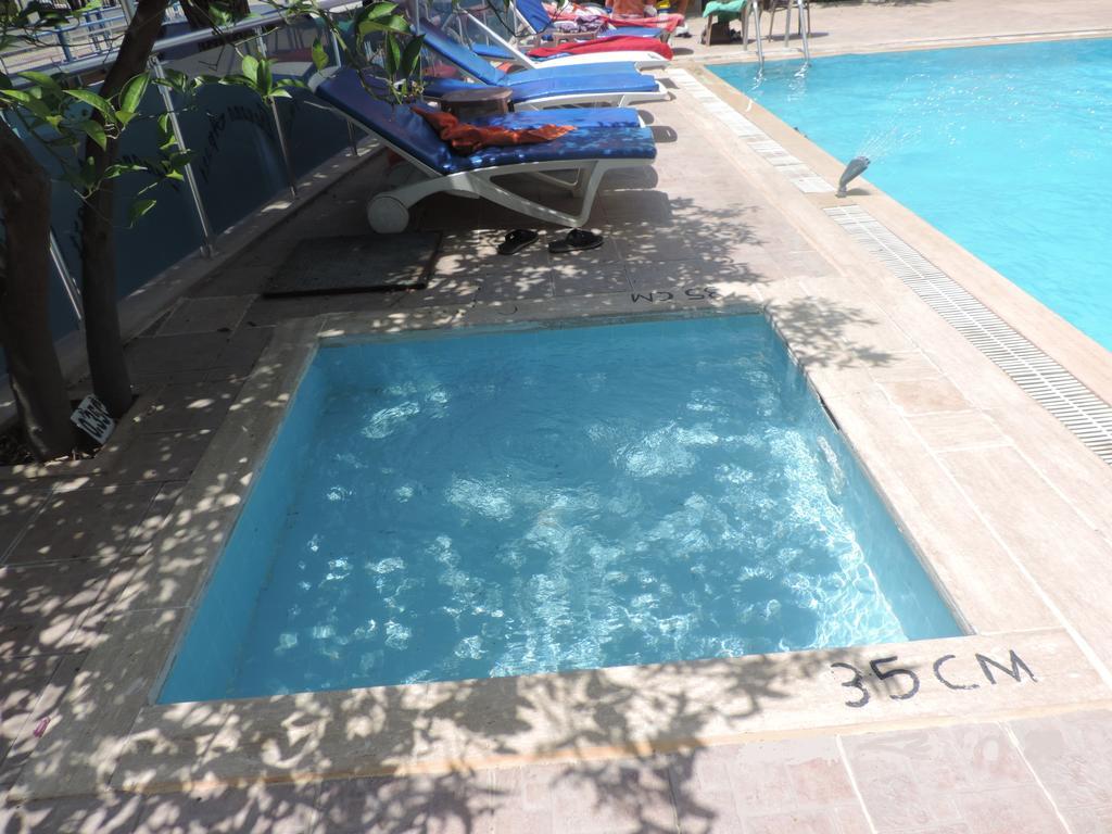 Banana Aparthotel Marmaris