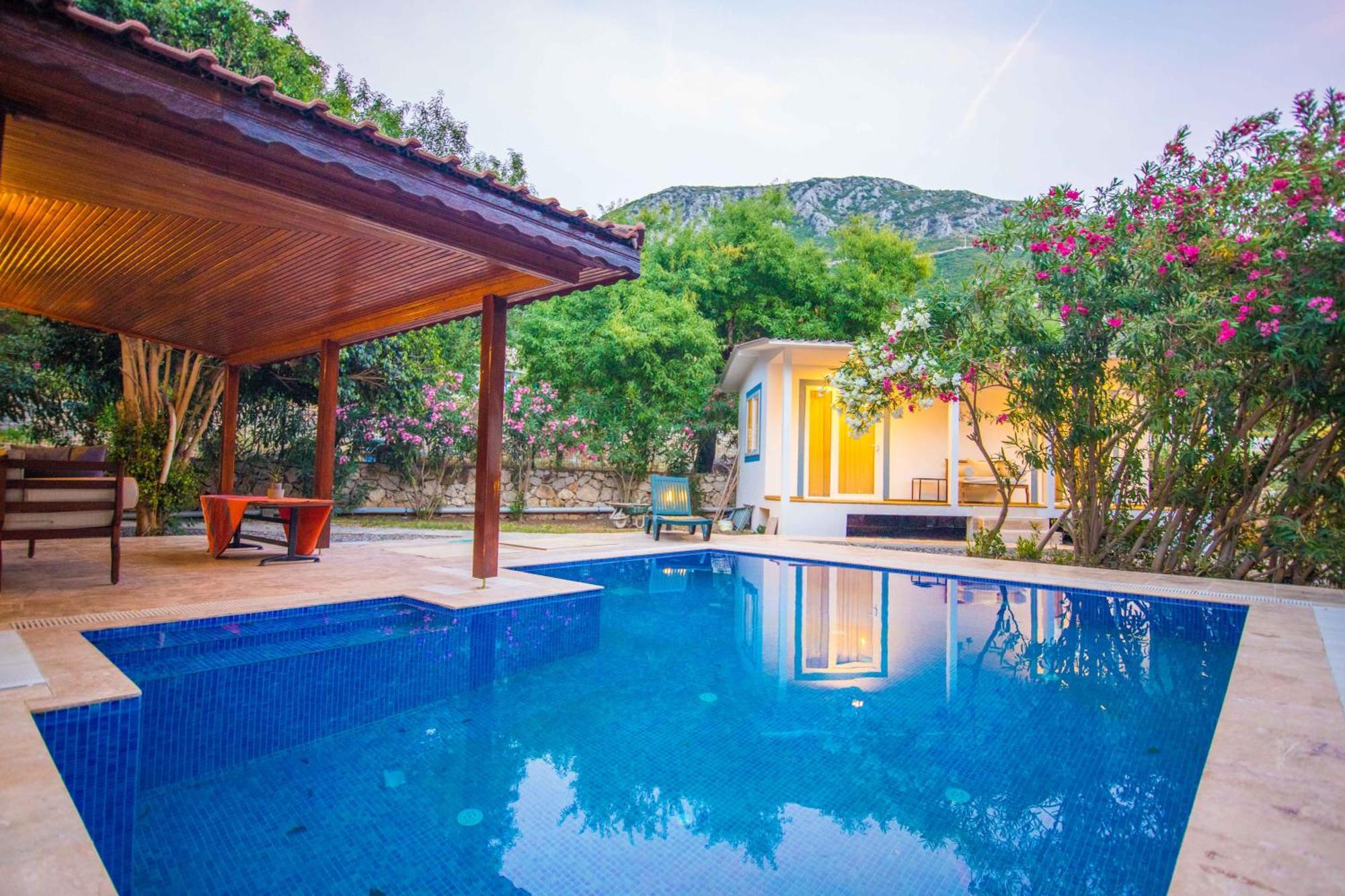 Damla Sogut Daily Weekly Villa Marmaris