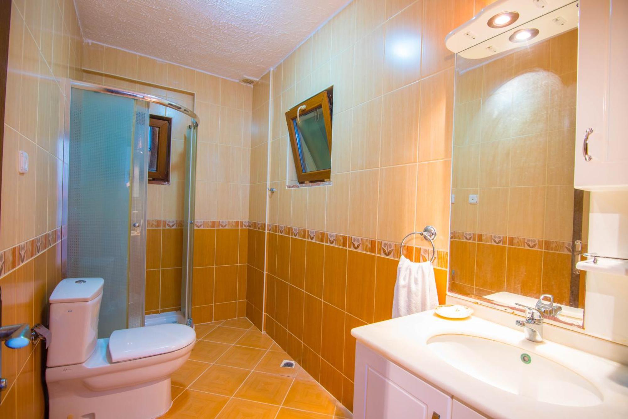 Damla Sogut Daily Weekly Villa