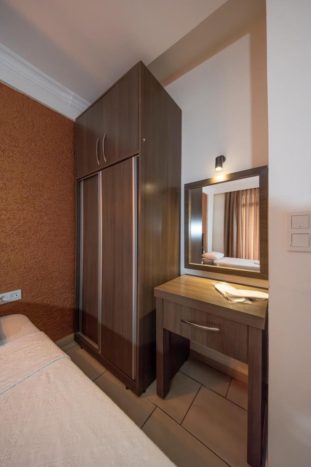 Aparthotel Marina *