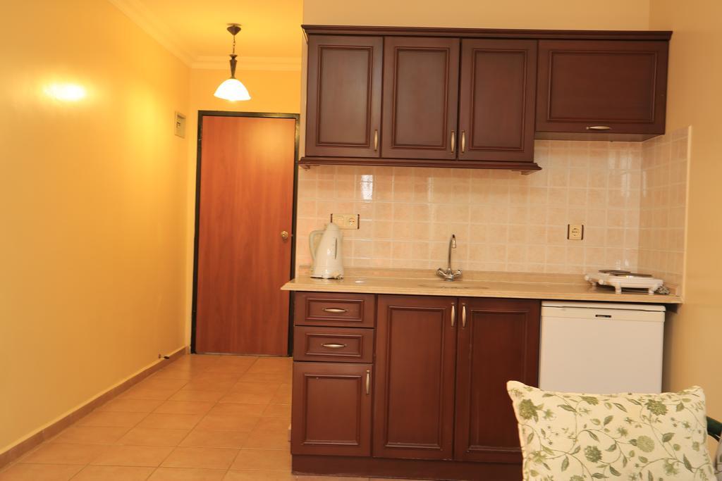 Aparthotel Club Amaris 3*