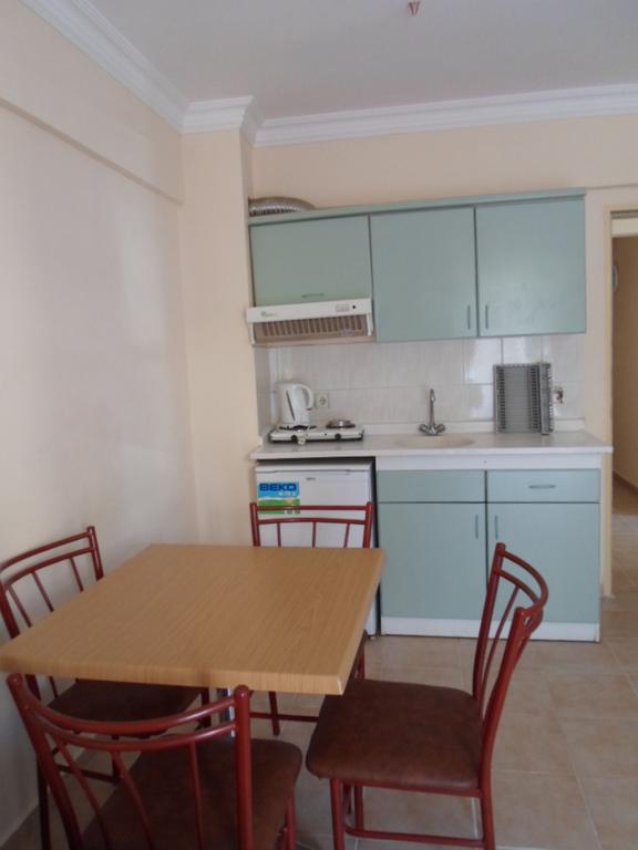 Banana Aparthotel