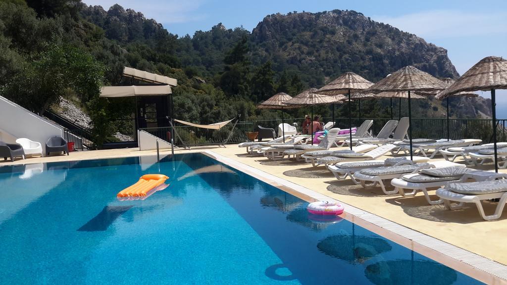 Aparthotel Serena Suites