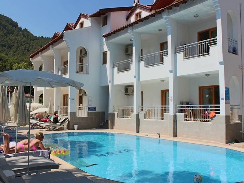 Arya Marmaris