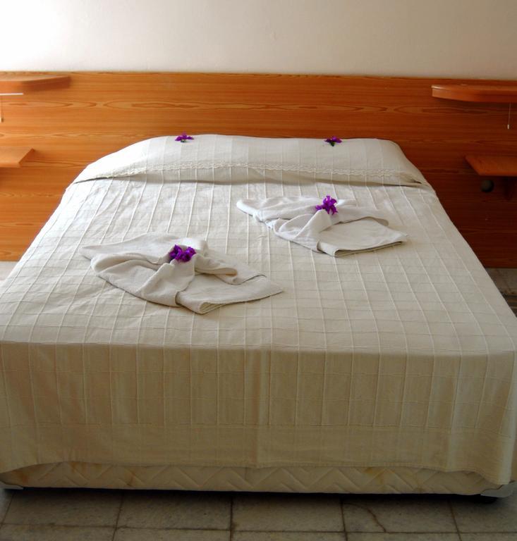 Aparthotel Serena Suites 3*