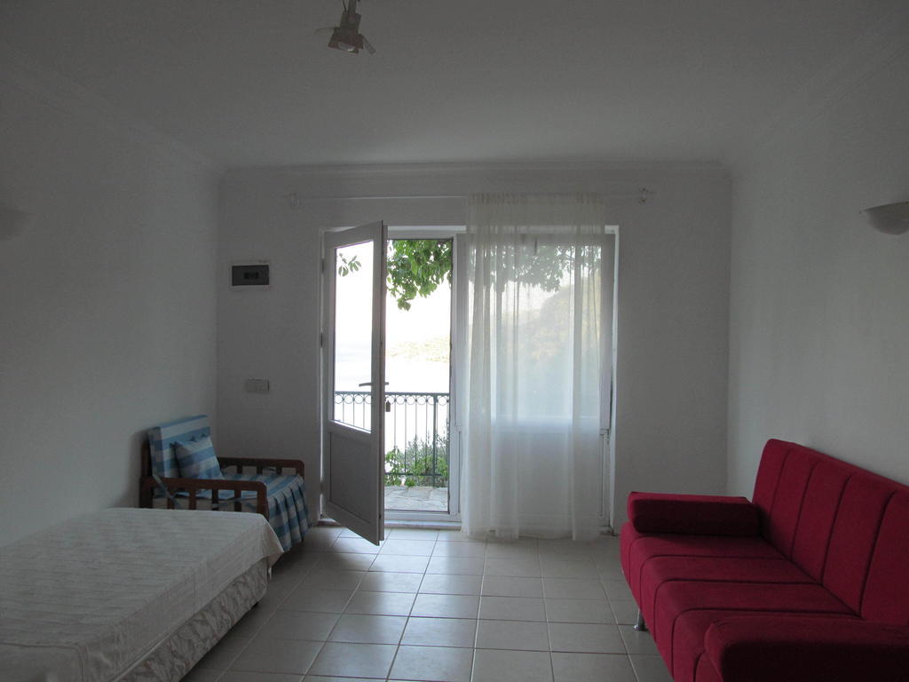 Serena Suites