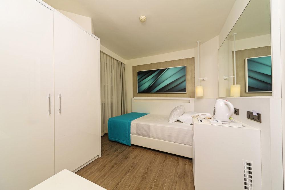 Poseidon - Adults Only Hotel 4*