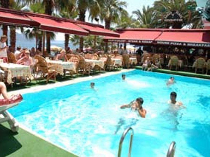 Hotel Palm 2*