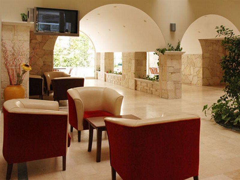 Hotel Miray