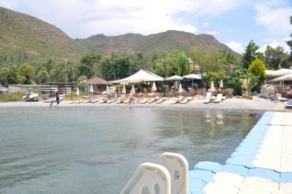 Anerissa Hotel 3*
