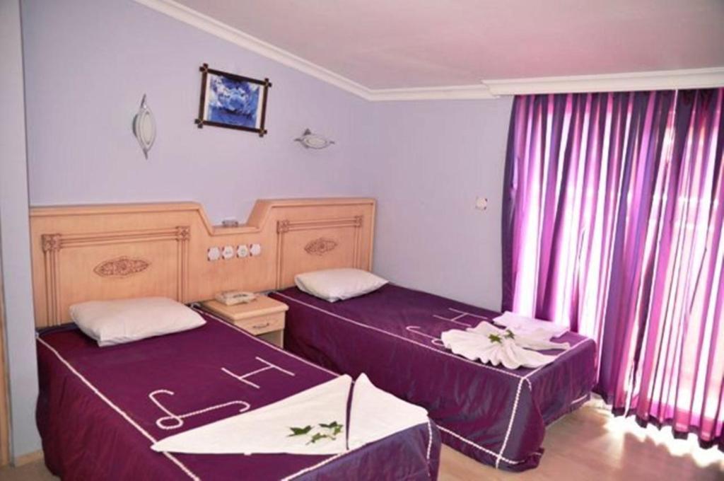Anerissa Marmaris