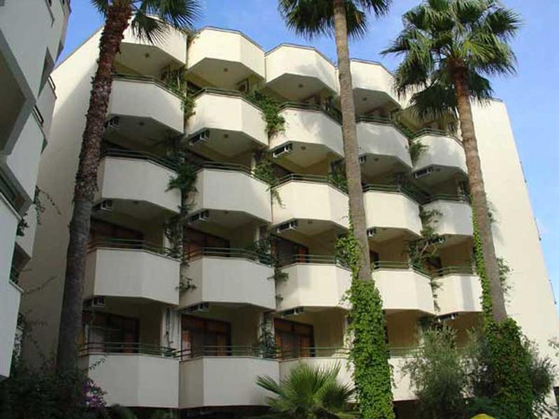 Hotel Amos