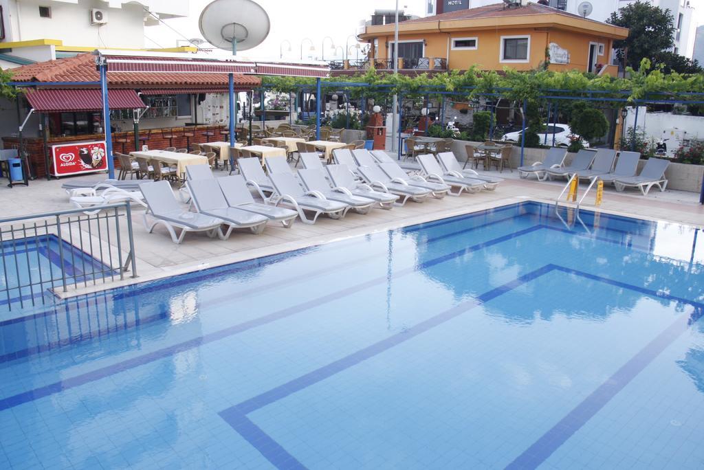 Aparthotel Tekin Aparts 3*