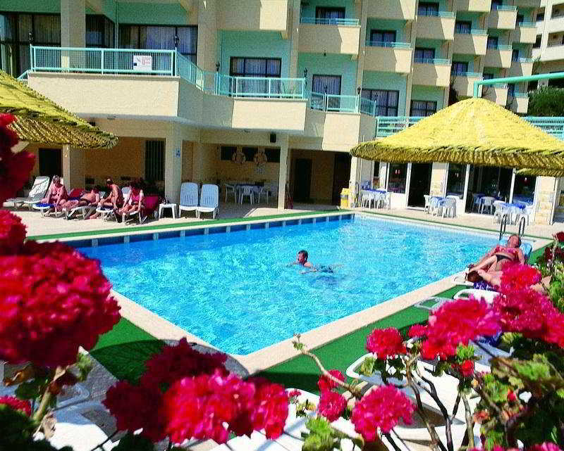 Banu Hotel