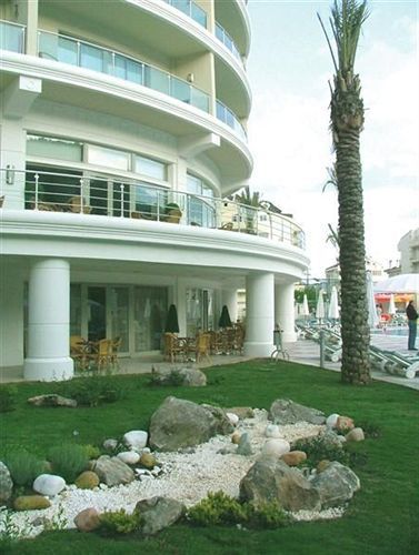 Pineta Park Deluxe Hotel