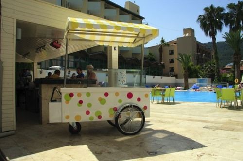 Vela Hotel 3*