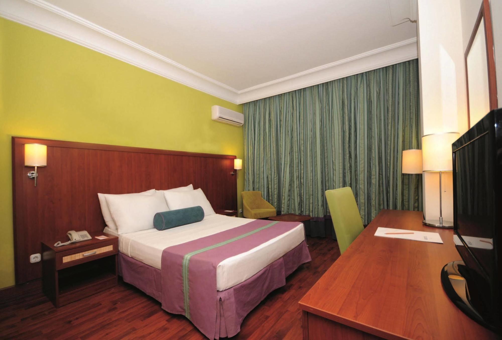 Hotel Sunbay Park