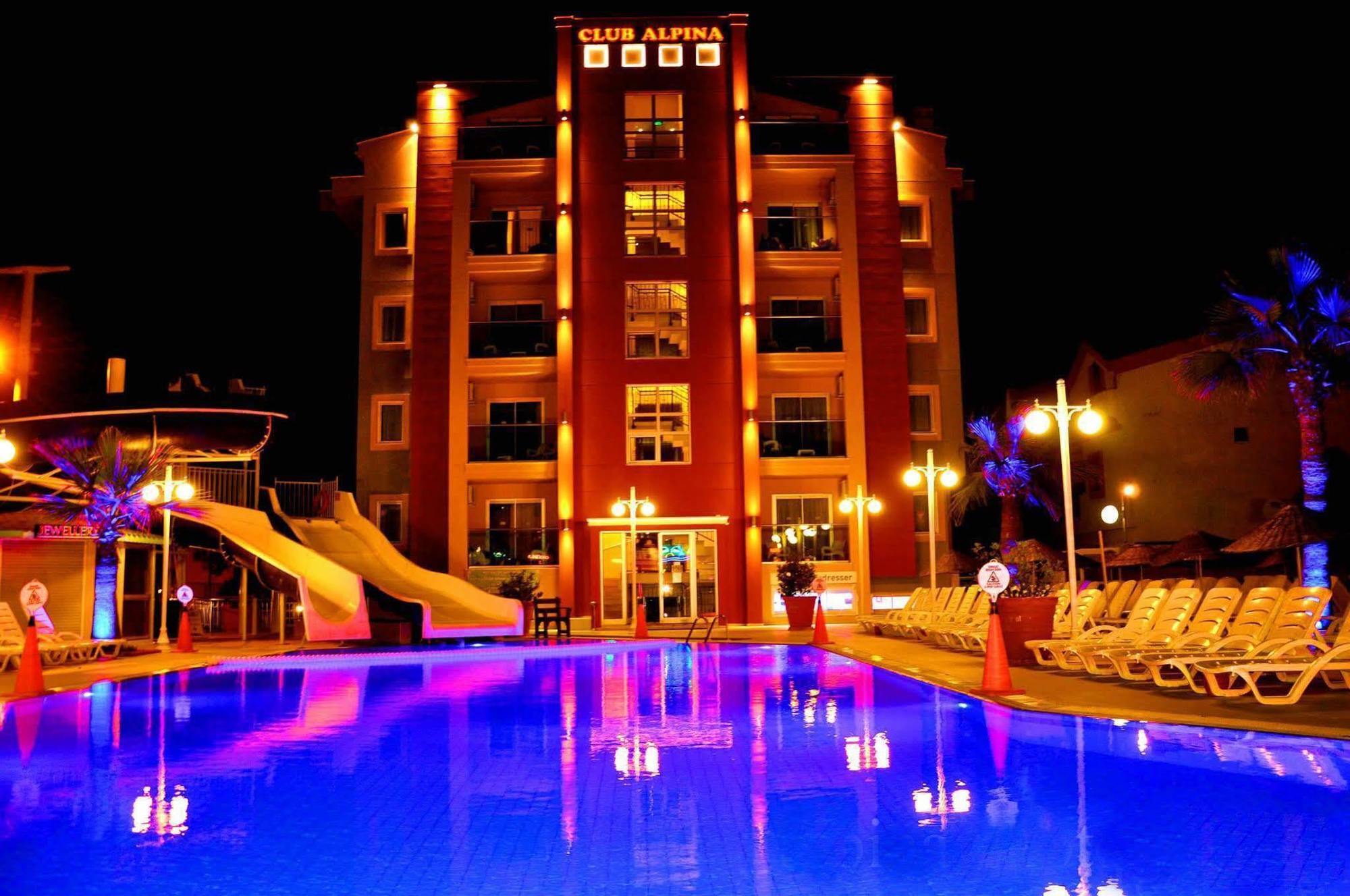 Resort Club Alpina 3*