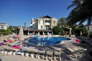 Greenpark Hotel 3*