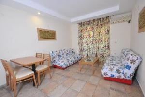 Greenpark Hotel 3*
