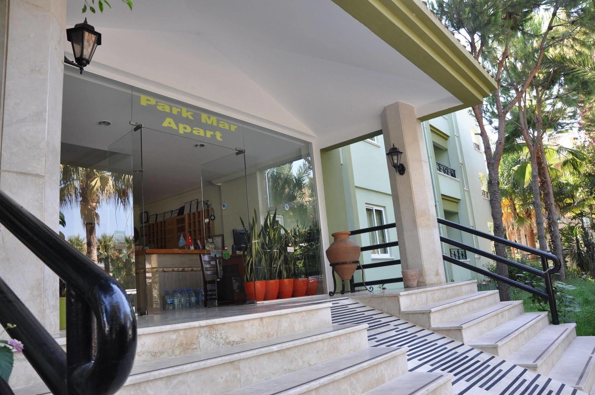 Parkmar Hotel 2*