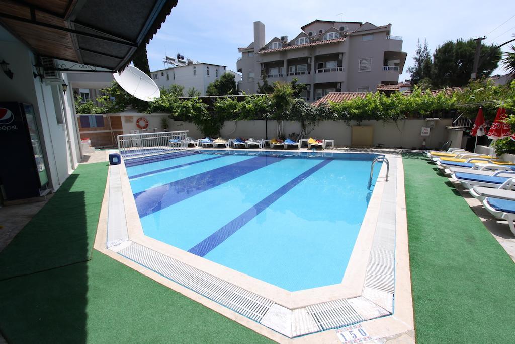 Kamelya Aparthotel 3*