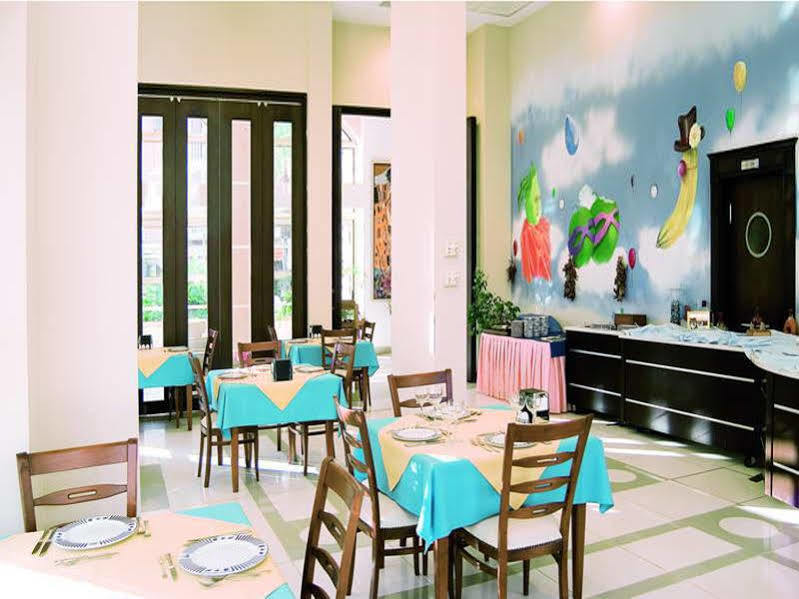 Almena Hotel 3*
