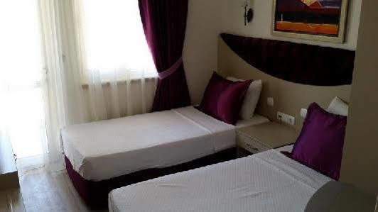 Hotel Almena
