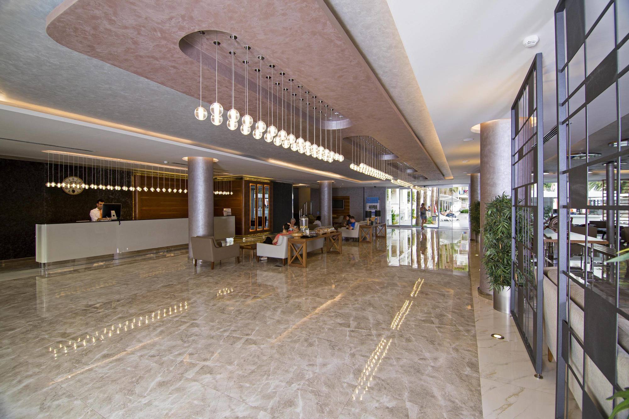 Hotel Mirage Palm (adults Only)