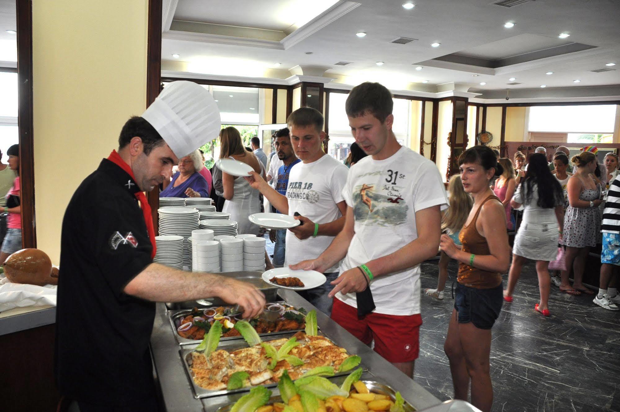 Aegean Park Hotel 3*