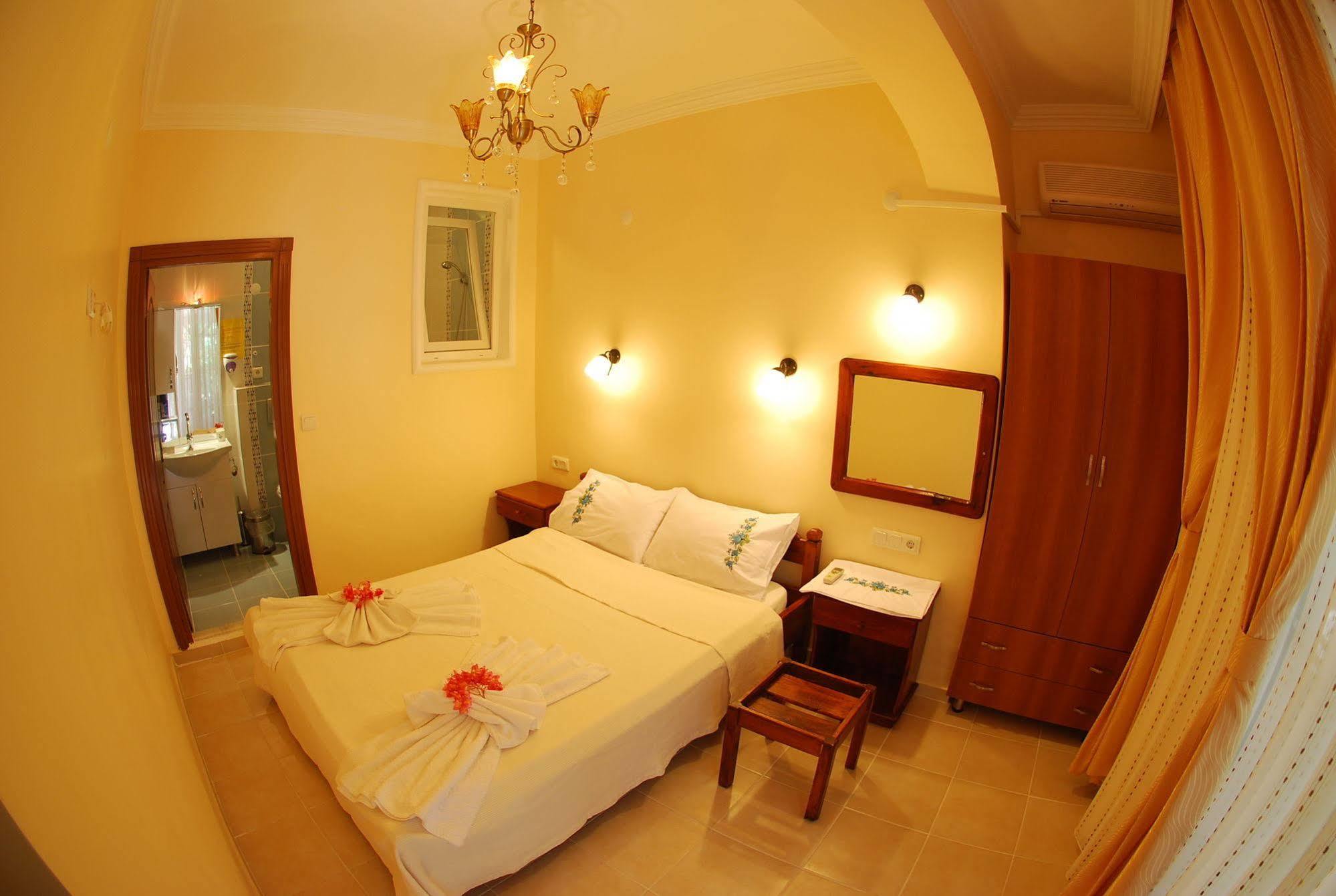 Bozburun Aphrodite Beach & Hotel 3* Marmaris