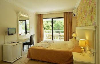 Hotel Chateau De