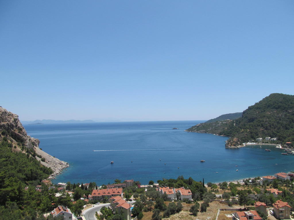 Serena Suites Aparthotel