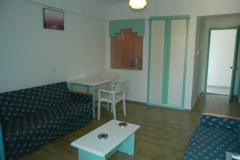 Banu Hotel 3*