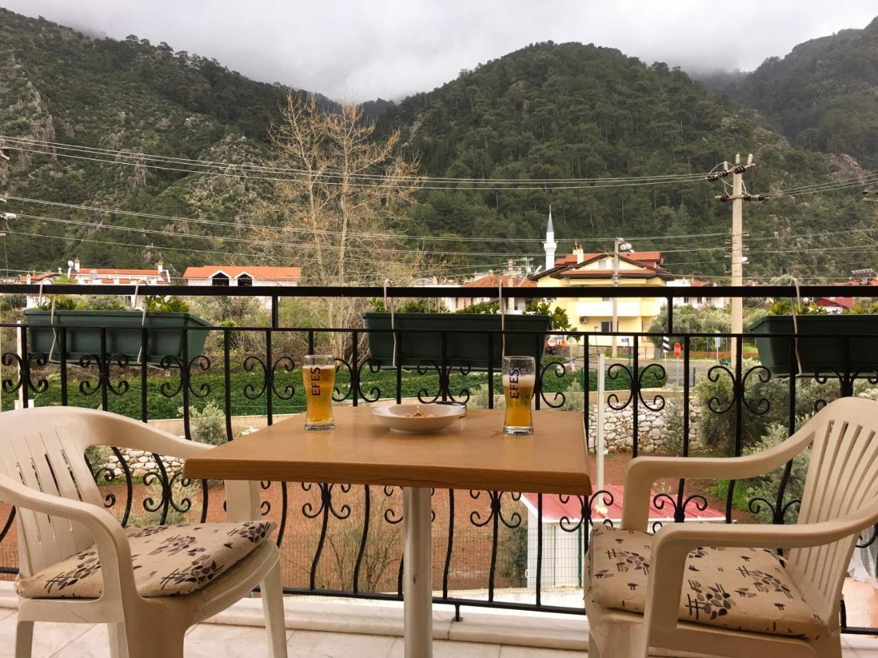 Leons Sun Village