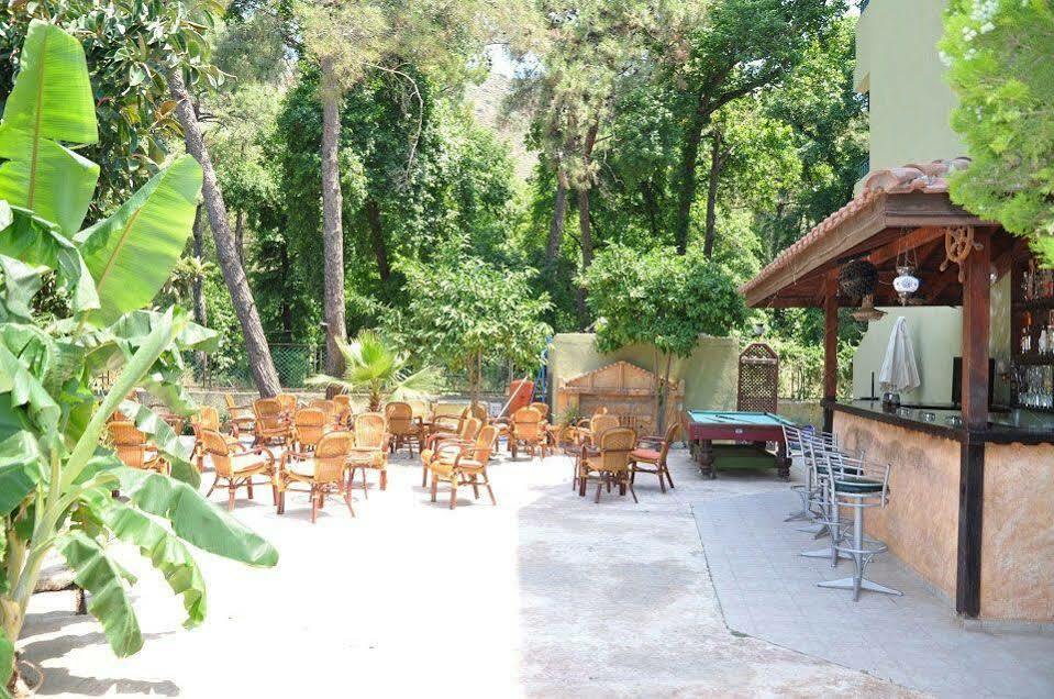 Anerissa Hotel