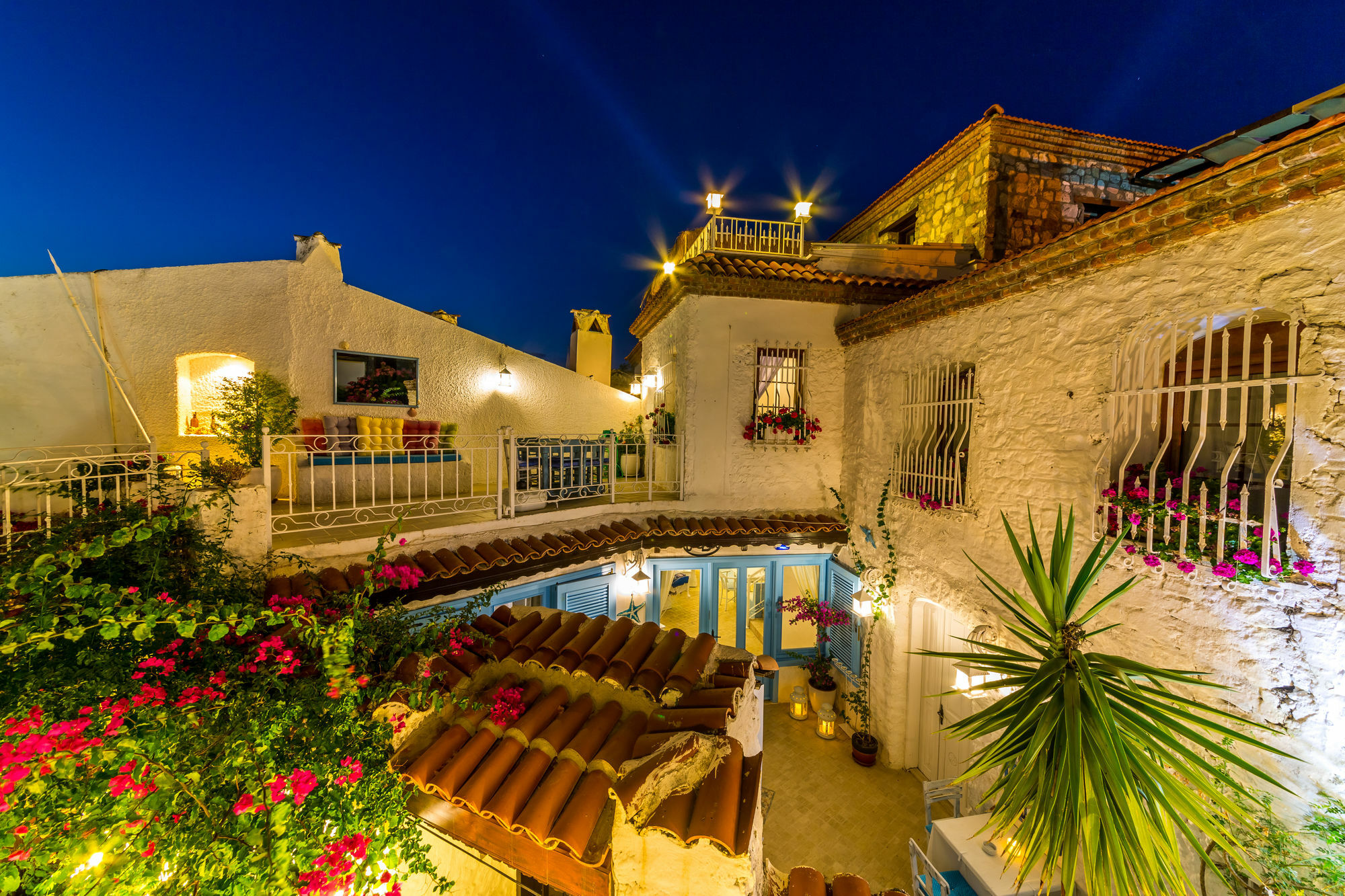 Aparthotel 8