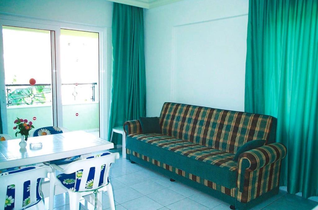 Parkmar Hotel 2*