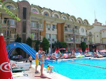 Hotel Club Exelsior
