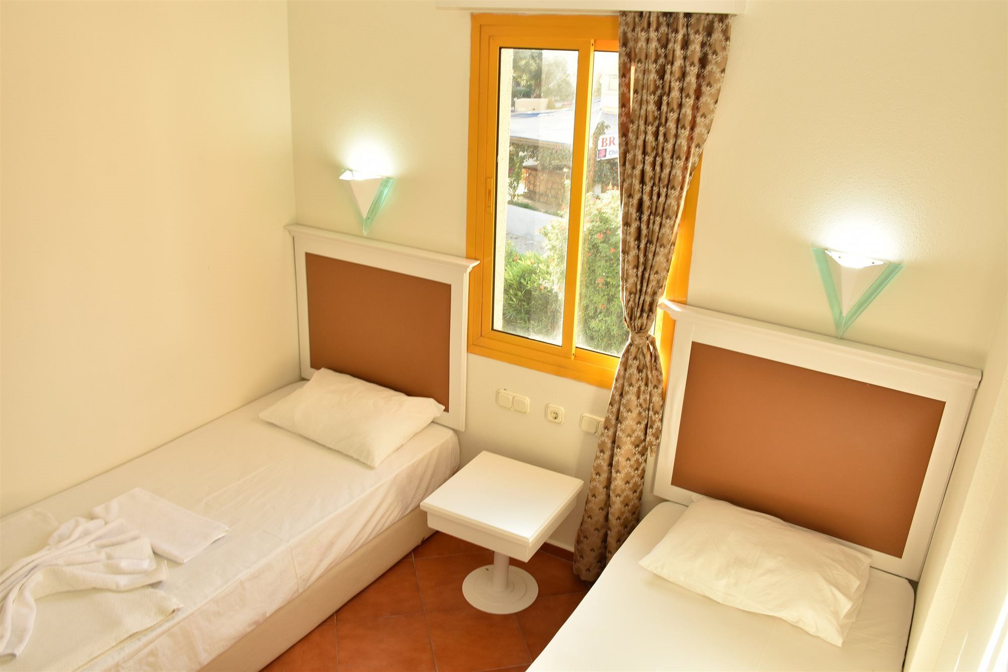 Hotel Club Dante 3*