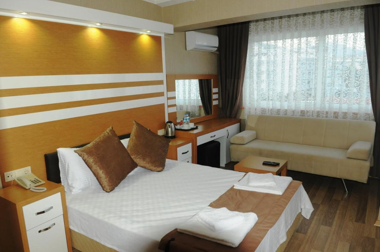 Hotel Heaven *