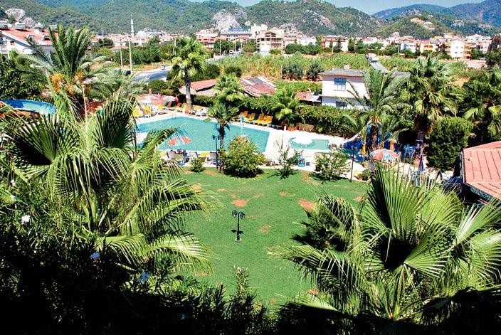 Hibiscus Garden Hotel 3*