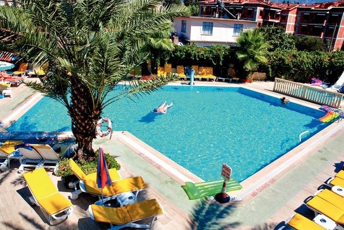 Hibiscus Garden Hotel