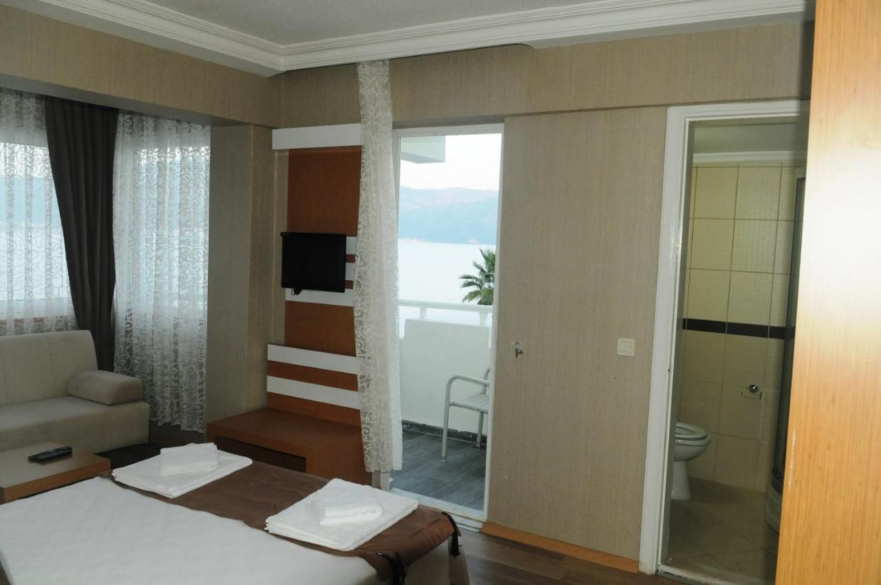 Heaven Hotel *