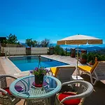 Bademli Villa Soeguet Marmaris Daily Weekly Rentals