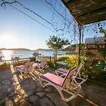 Soeguet Deniz Evi Daily Weekly Rentals