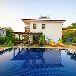Villa Jasmin Selimiye -With Pool Daily Weekly Rentals