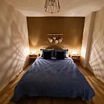 Lara\'S Home