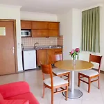 Club Karakas Apart Otel